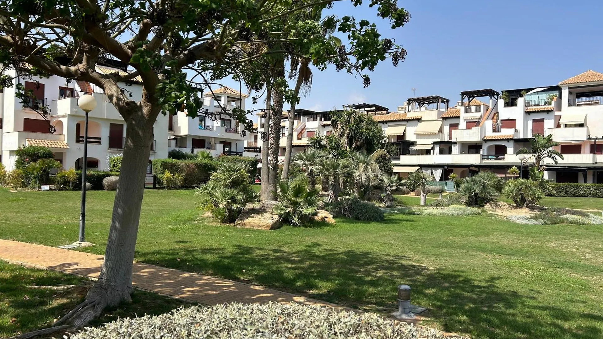 Jardines Nuevo Vera Bajo 2 Dormitorios Vistas Al Mar Apartment